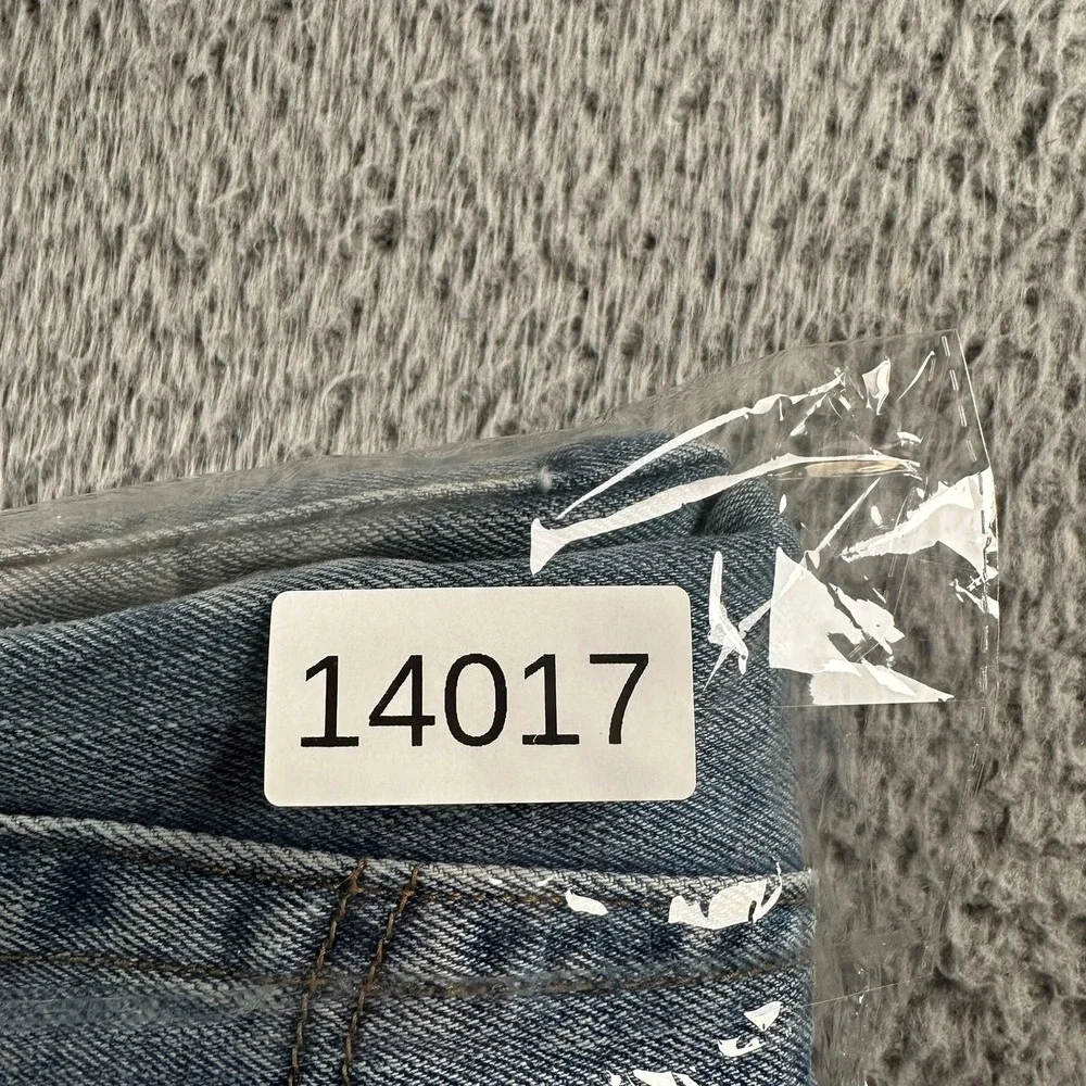 Levis approximate proper item